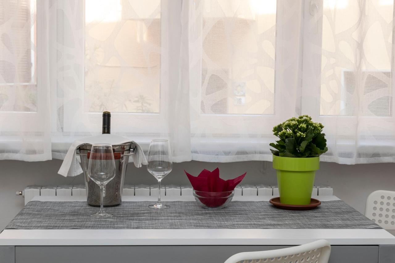 באוונו Apartments Mihaela 2 מראה חיצוני תמונה